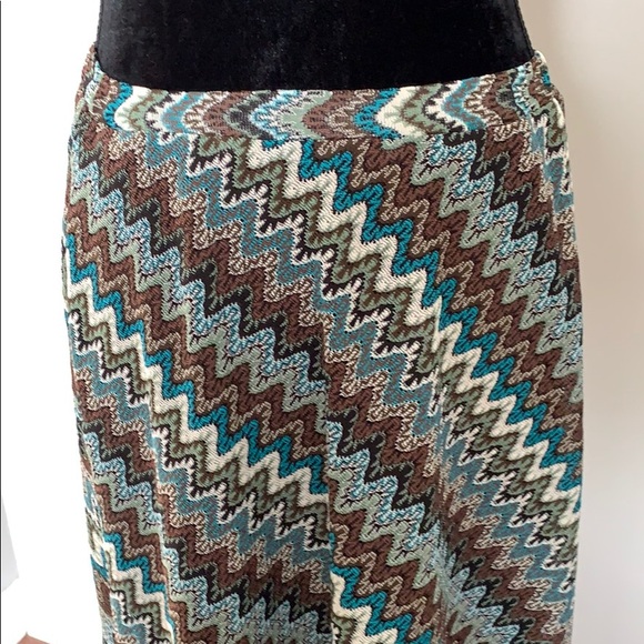 Multi colored maxi skirt - Picture 2 of 5